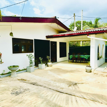 Villa Nadeeshani - Hotel exterior or room view