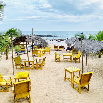 Inu Vicky Beach Hotel - Hotel exterior or room view