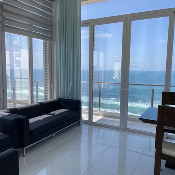 Lovely Sea View Apartment - Hotel exterior or room view