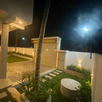Lavish - Hotel exterior or room view
