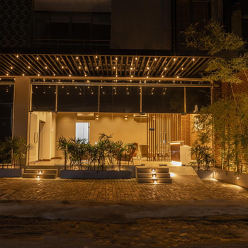 Ravo Hotel - Hotel exterior or room view
