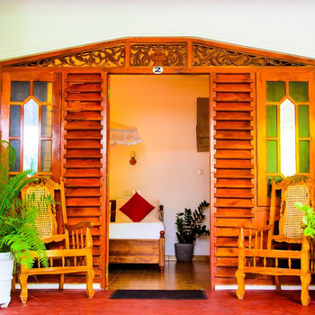 Kapila Gusethouse in Unawatuna - Hotel exterior or room view