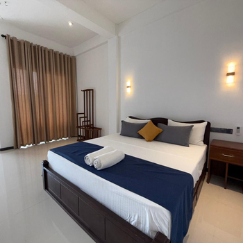 Devon Surf Inn Arugambay - Hotel exterior or room view