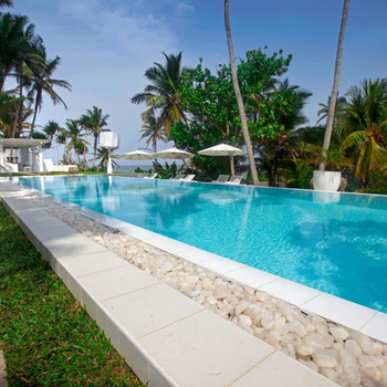 W15 Escape - Hotel exterior or room view