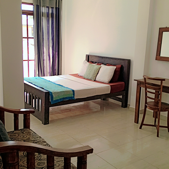 Amani Lakeside - Hotel exterior or room view