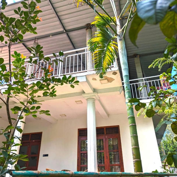 Stream Home - Hotel exterior or room view