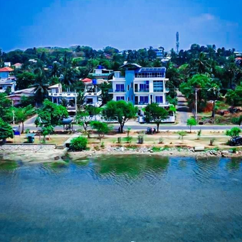 Trinco Lagoon - Hotel exterior or room view