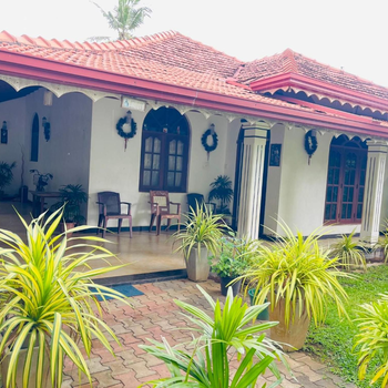 Shalomi's villa & Happy Home - Hotel exterior or room view