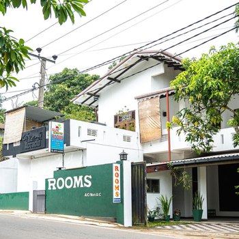 Sun Shades View Residence - Hotel exterior or room view
