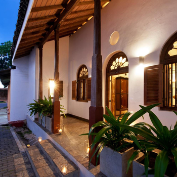 A 03 Bedroom Villa in Galle Fort with Roof Terrace & Pool - Hotel exterior or room view